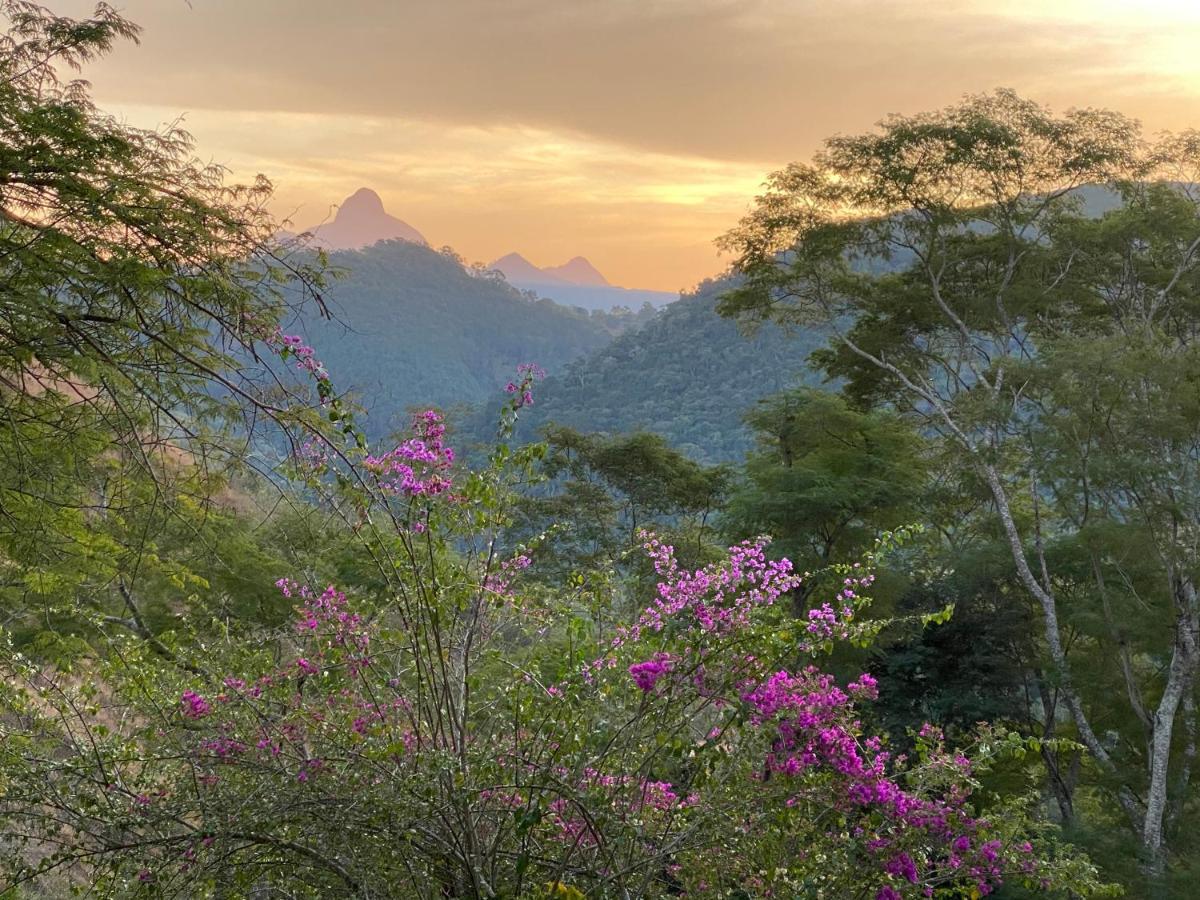 Chales Da Montanha Petrópolis Exterior foto